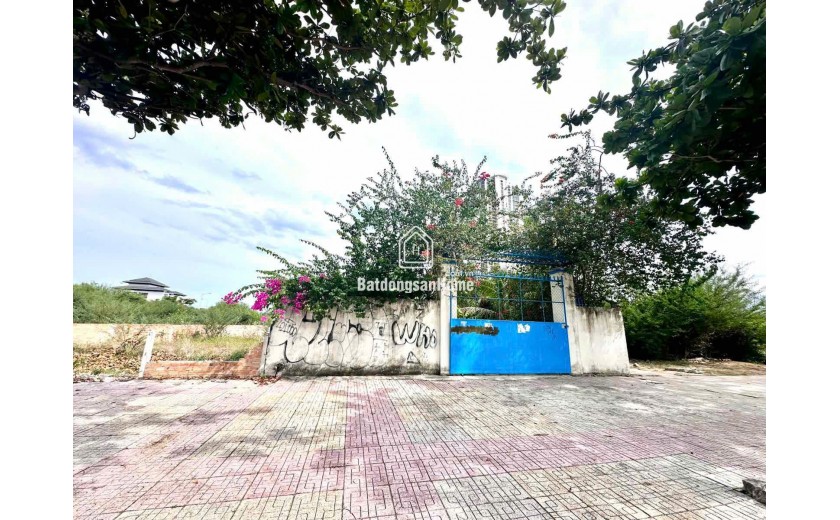 Bán Đất Mặt Tiền Phạm Văn Đồng Ngang 11m – Gần Bến Du Thuyền Nha Trang